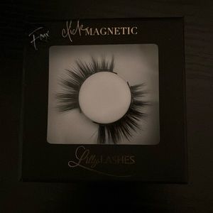 Lilly lashes magnetic